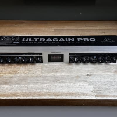 その他 Behringer UltraGain Pro MIC2200 Behringer MIC2200 V2 Tube Mic/Line Preamp | Guitar Center