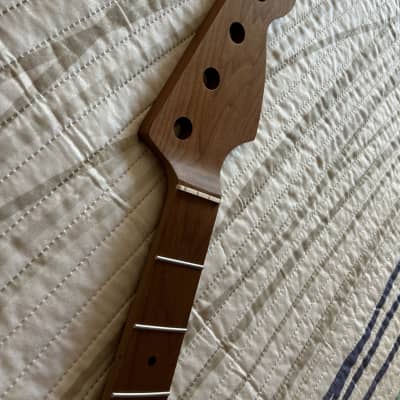 Roasted Maple P Bass Style Neck, SS Frets, TUSQ Nut, Steel Rods image 4