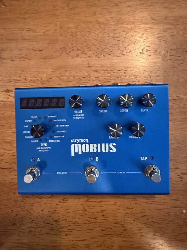 Strymon Mobius