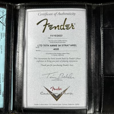 Mint Fender Custom Shop LTD 70th Anniversary 1954 Stratocaster Heavy Relic 2-Color Sunburst w/case image 12