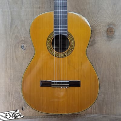 Aria Concert Nylon String Guitar AC-8 w/ Chipboard Case Used for sale