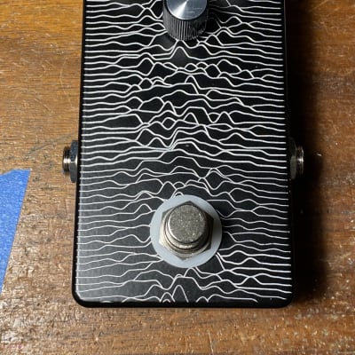 Super-Freq MOSFET Overdrive  2022 Unknown Pleasures edition image 5