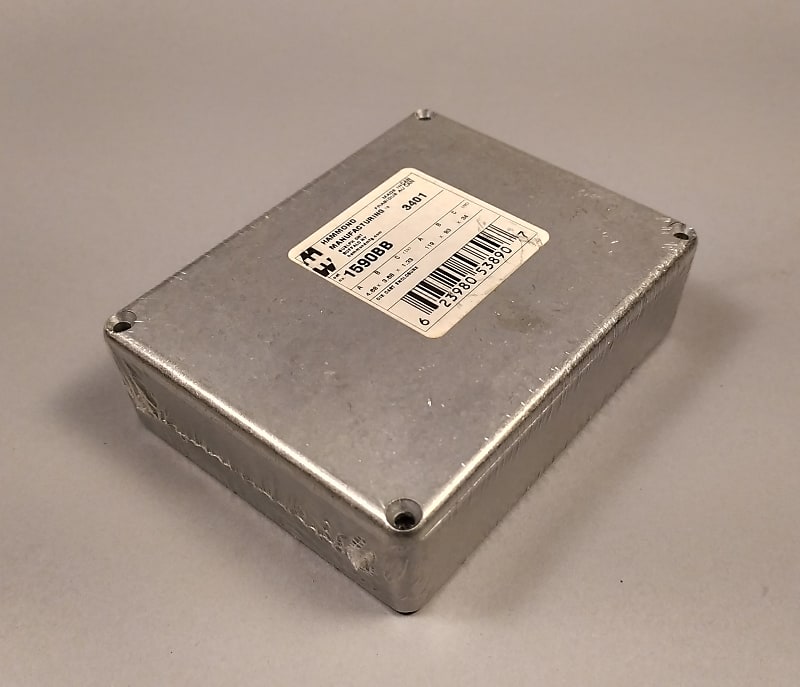 Hammond 1590BB die cast aluminum project box image 1