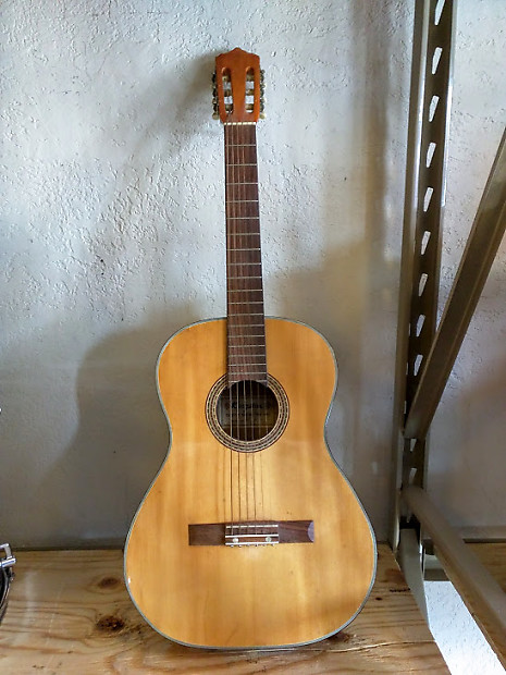 Kingston classic guitar pro sale line