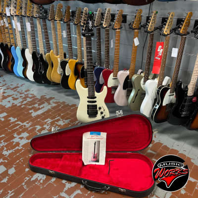 Fender   Hm Strat Stratocaster Japan The Strat 1986 image 3