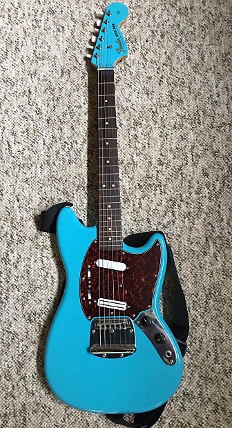Squier by Fender MIustang custom