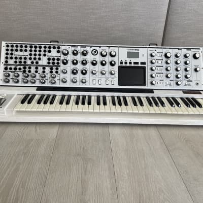 Moog Voyager XL & Moogerfooger Complete Collection (white edition) with lots of accessories White Edition image 3