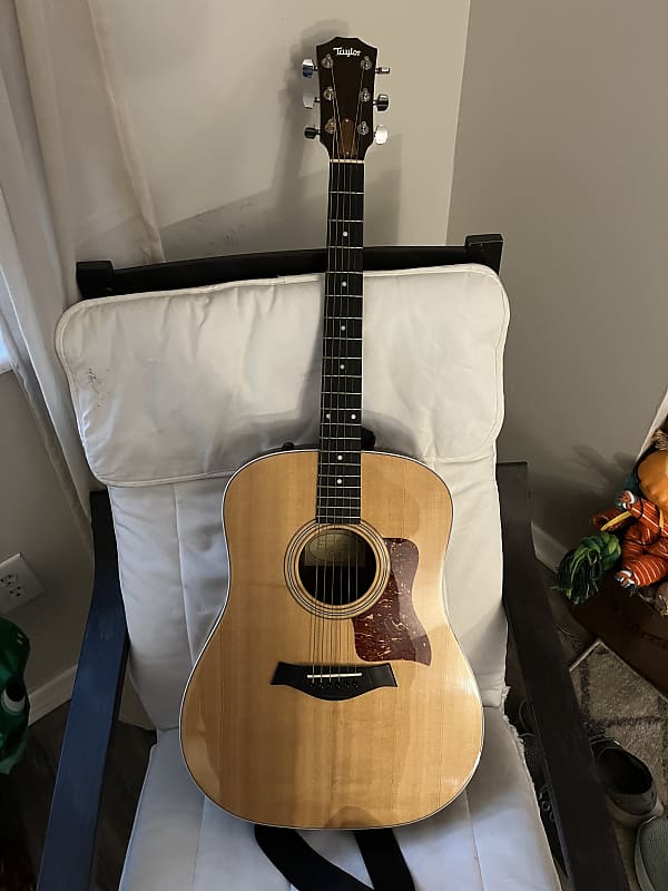 Taylor 210e with ES-T Electronics (2006 - 2014)