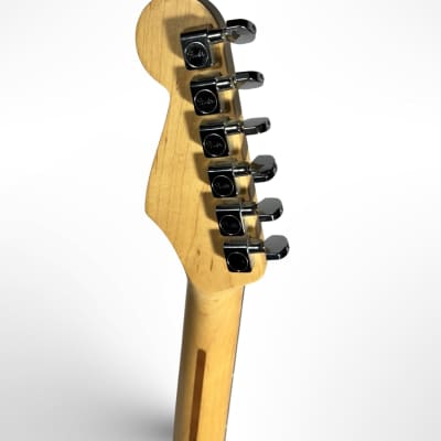 Fender Standard Stratocaster *1992* with Vintage Tremolo, Rosewood Fretboard Black image 8