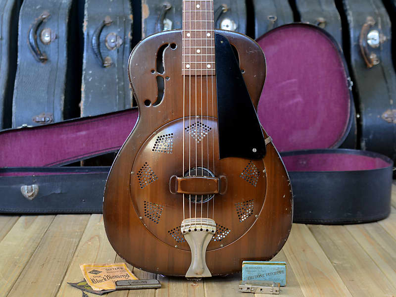Clean 14 fret 1938 National Duolian in great shape, all original with recent neck reset & case image 1