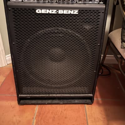 ☆値下げ中☆ GENZ-BENZ SHUTTLE 6.0 ベースアンプ Genz Benz Shuttle 6.0 Bass Head | zZounds