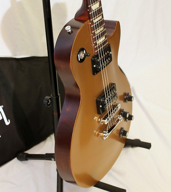 Gibson Les Paul 70s Tribute 2013 Gold Top Dark Back Unplayed