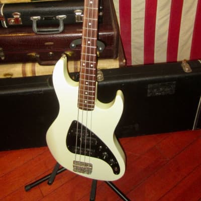 ~1990 Fender JP-90 Jazz Precision Bass White image 2