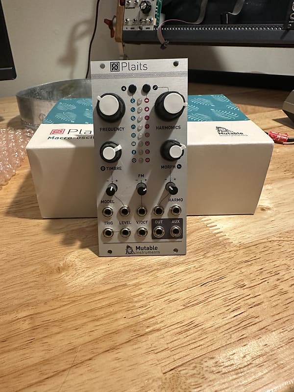 Mutable Instruments Plaits