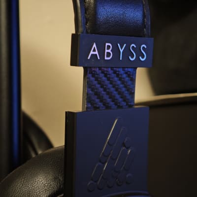 Abyss Diana V2 Planar Magnetic Headphones image 2