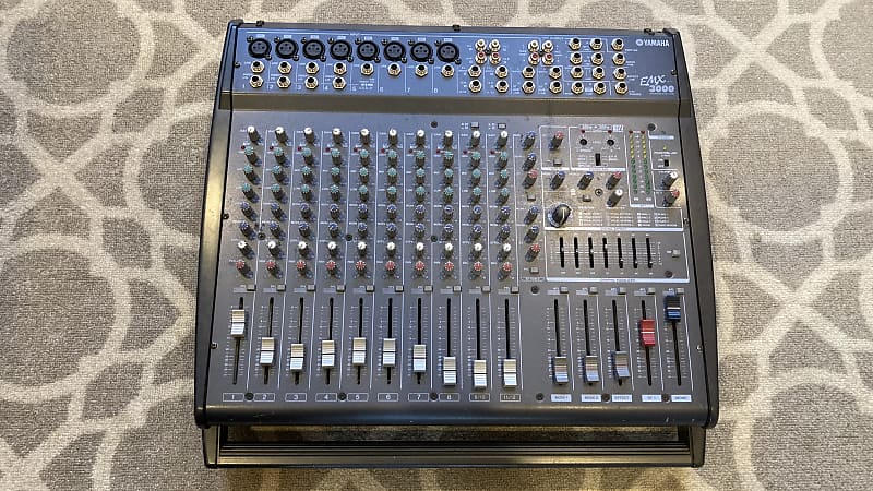 Yamaha EMX 3000 12-Channel Powered Mixer | Reverb