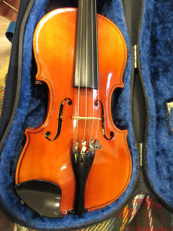 【美品】SUZUKI　スズキ　バイオリン　１/4　No.220 SUZUKI Violin No.220 1/4 Anno1984 with case from Japan used