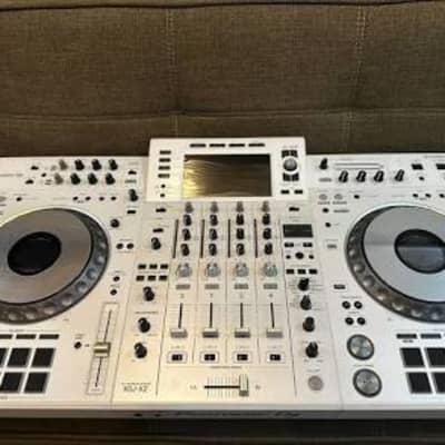 Pioneer XDJ-XZ | Reverb