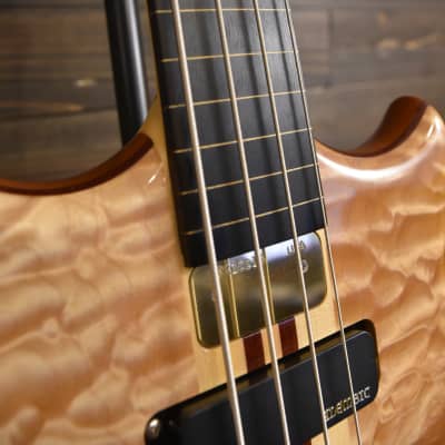 Alembic Custom Stinger Omega lined fretless Bass guitar w LED's 5A Quilted Maple image 12