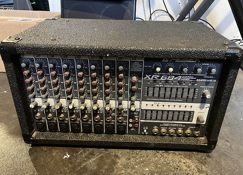 Peavey XR-684 400W 9 Channel Powered Mixer selling Amplifier PA Amp Stereo & Mono EQ USA