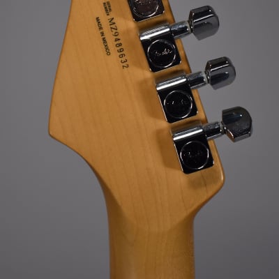 2009 Fender Standard Stratocaster 3-Tone Sunburst MIM image 6
