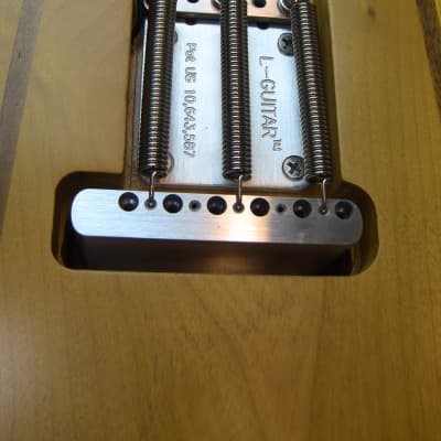 L-GUITAR Claw Lock Resonator Tremolo Bridge tone and tunning improvement image 4