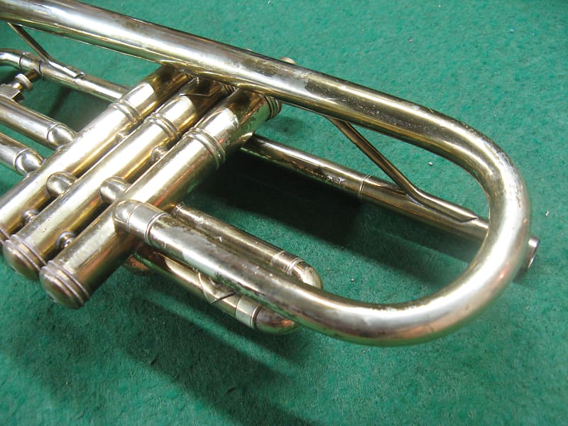 Nikkan Tokyo Trumpet NO. 2 1960's - Reconditioned - Nice Yamaha Case and  Nikkan NO.1 MP | Reverb