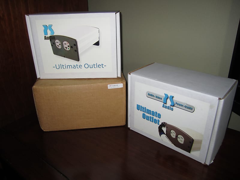 PS Audio Ultimate Outlet 15A V.3 Upgraded  			