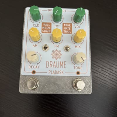Pladask Elektrisk Draume v2 - Pedal on ModularGrid