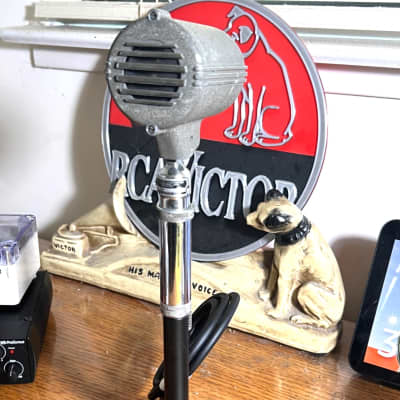 Vintage 1940's Astatic DNHZ dynamic microphone Hi Z harp mic w accessories  Ham Radio JT30 T-3 Omar Bradley # 3