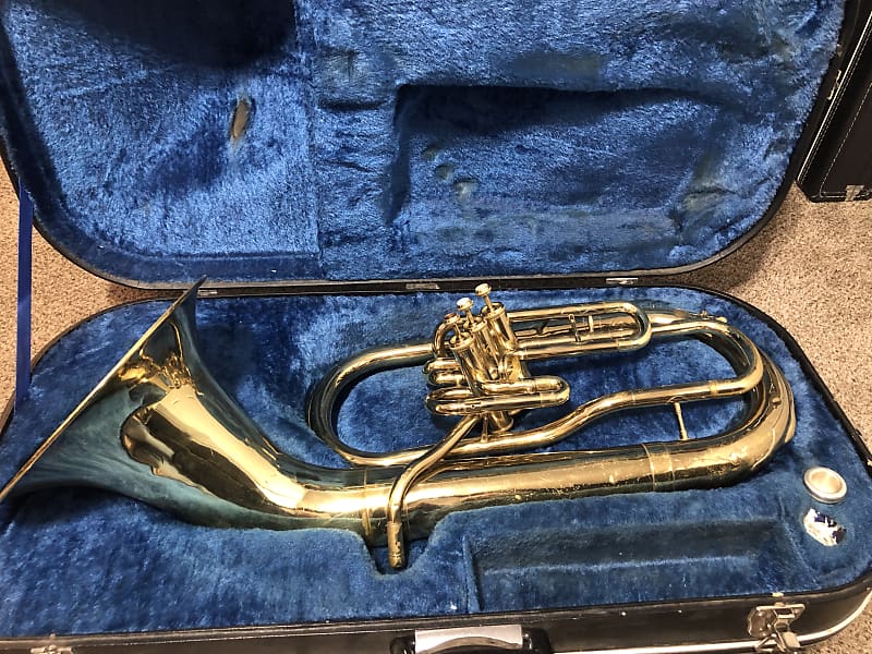 Yamaha YEP-211 Euphonium (like a Baritone) Made In Japan w/ case and  mouthpiece | Reverb