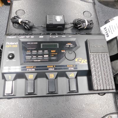 Roland GR-33 Guitar Synthesizer - Multi Effects with Power Supply
