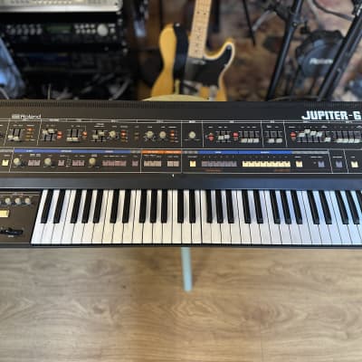 Roland Jupiter-6 — Excellent Chassis, Fully Working Voices, Needs Service (UK)