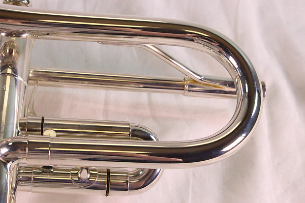King Silver Flair Trumpet 2055TUB DIZZY BELL MINT DEMO MODEL