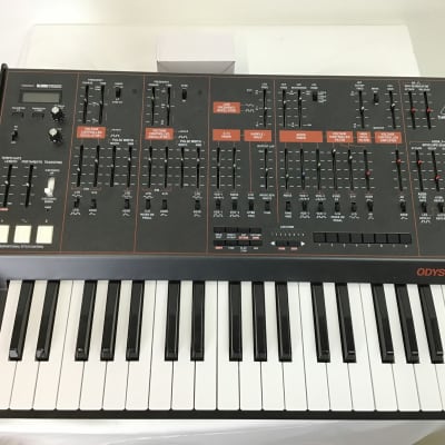 Used Behringer ODYSSEY Synthesizers 25-Key