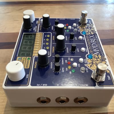 Electro-Harmonix Mod Rex Polyrhythmic Modulator image 5