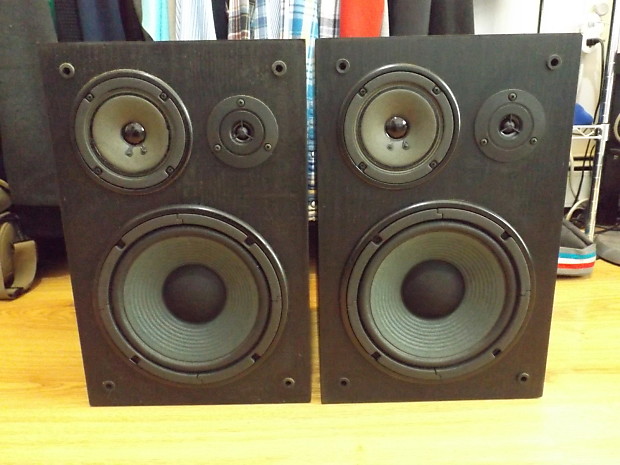Yamaha NS A635A Passive Studio Monitors Bookshelf Speakers Pair Excellent