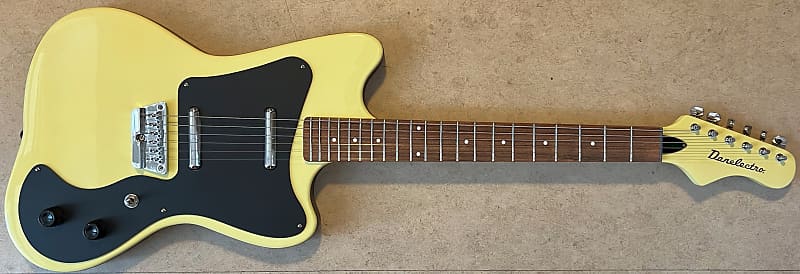 Danelectro '67 Dano | Reverb