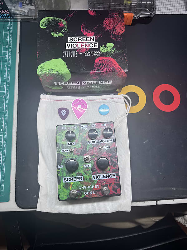 Old Blood Noise Endeavors Screen Violence | Reverb