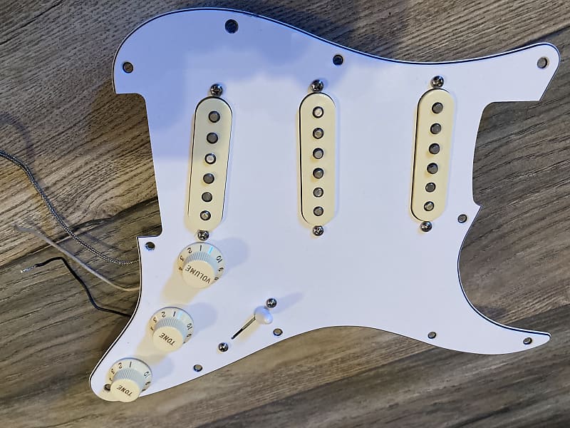 Fender Fat 50s Loaded pickguard | Reverb