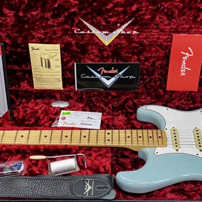 Fender Stratocaster, Limited Edition, Custom Shop, 1968, Journeyman Relic 2021 - Aged Sonic Blue image 4