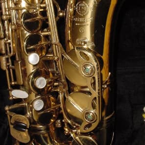 Vintage 1977 Selmer MARK VII Alto saxophone with keeper and case image 4