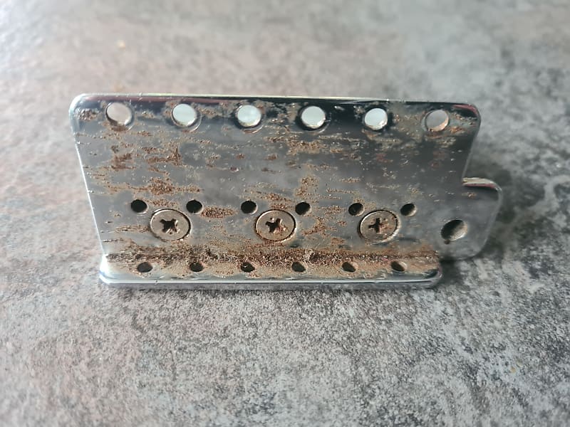 Fender Stratocaster bridge unit (56mm) 2 3/16 screw | Reverb UK