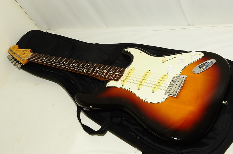 Fender Japan Stratocaster 1993-1994 Electric Guitar RefNo 4737