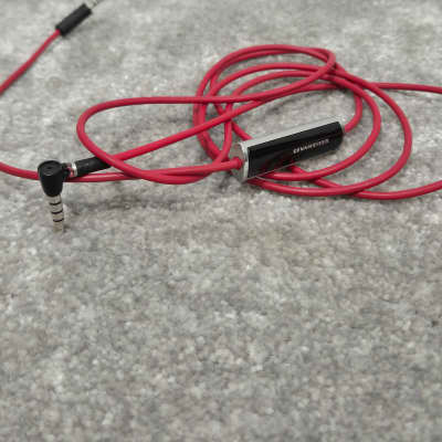 Sennheiser Momentum - On-Ear Headphones w/ Soft Case - Excellent image 9