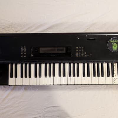 Korg M1 61-Key Synth Music Workstation 1990s - Black