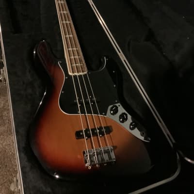 Fender Jazz bass guitar 2017 - Sunburst image 1