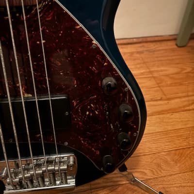 Ernie Ball Music Man 5 String Bass Sting Ray 5 1997 - Translucent Teall image 5