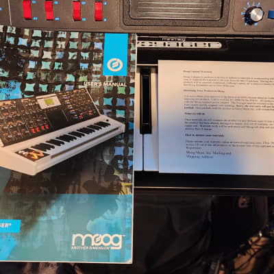 Moog MiniMoog Voyager Electric Blue Edition 44-Key Monophonic Synthesizer 2006 - 2015 - Black Cabinet