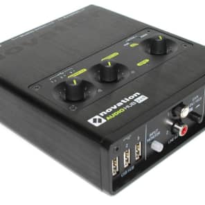 Novation AudioHub 2x4 2-in/4-out Combined Audio Interface & USB 